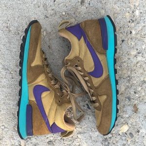 Nike Internationalist Mid